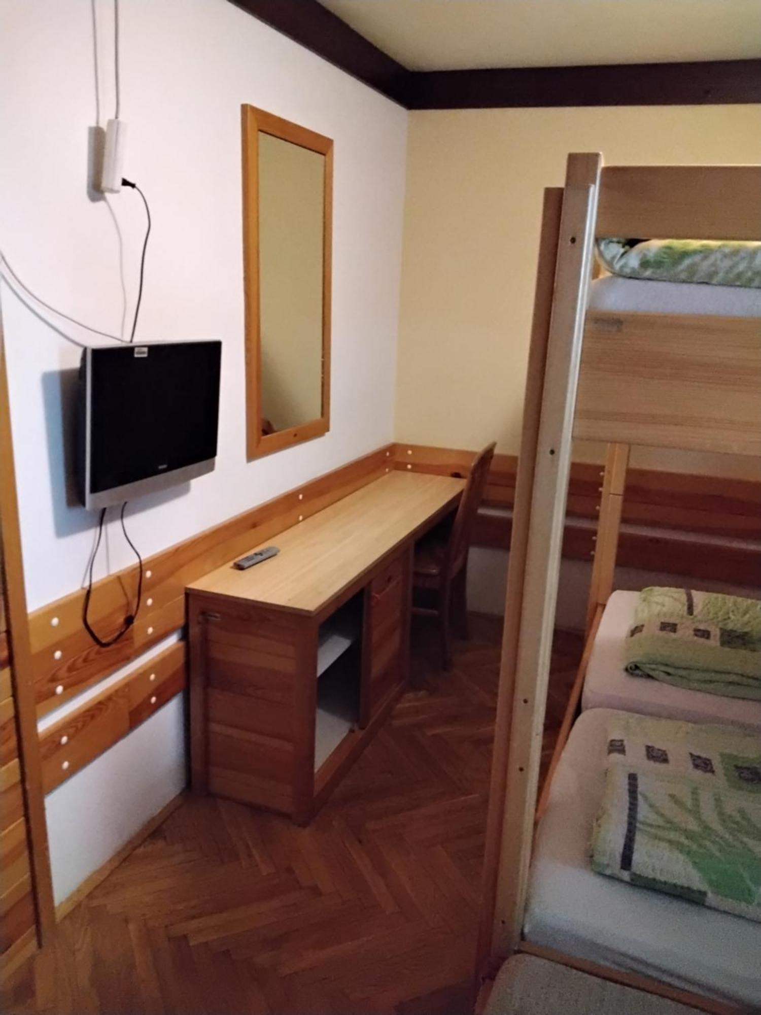Accommodation And Restaurant Tia Cerklje na Gorenjskem Dış mekan fotoğraf