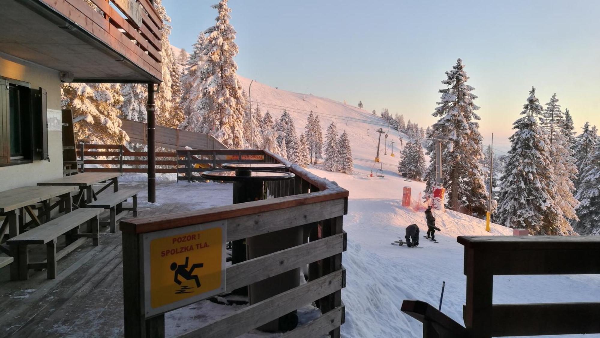Accommodation And Restaurant Tia Cerklje na Gorenjskem Dış mekan fotoğraf